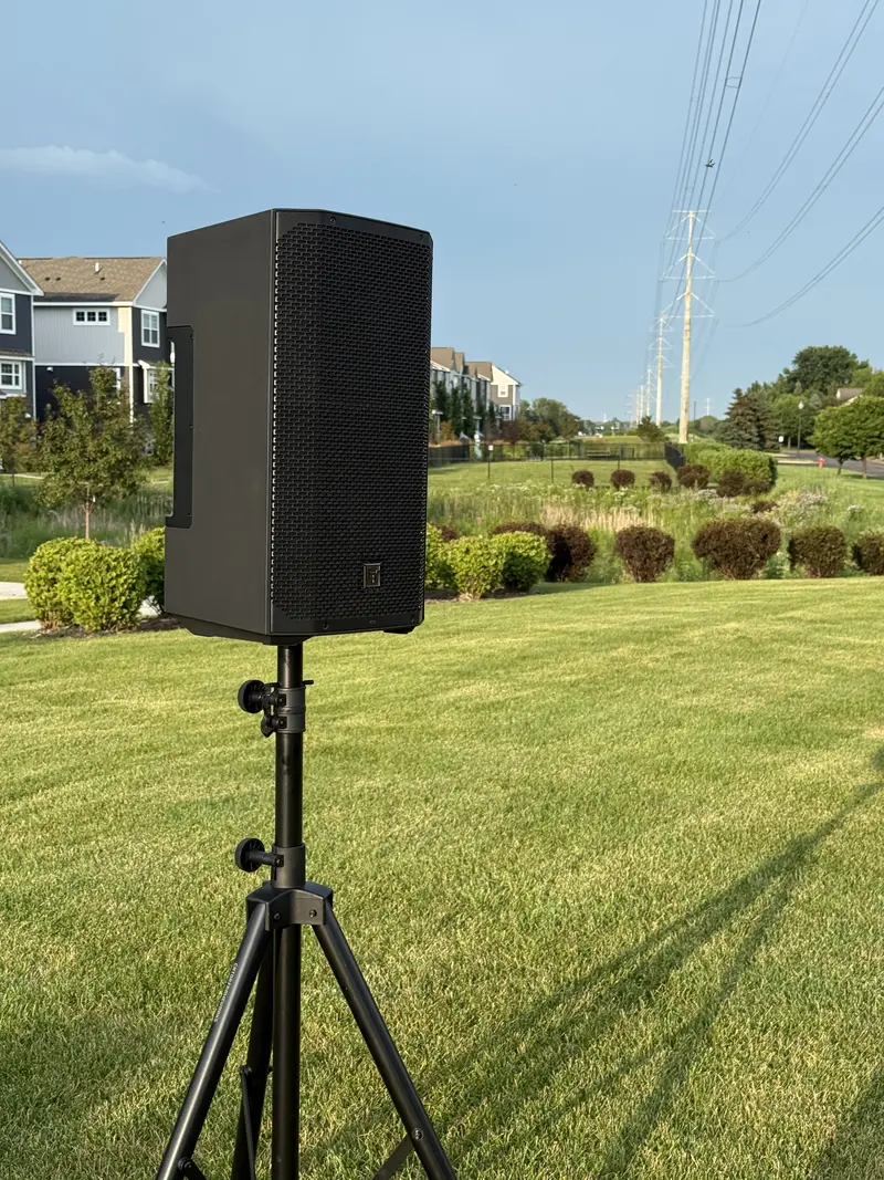 Wedding ceremony sound system with battery speaker for outdoor weddings in Minnesota